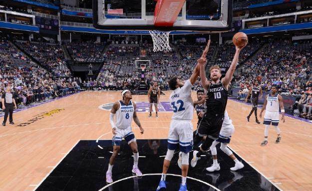 完美首秀！萨博尼斯提升即战力 国王将冲刺季后赛